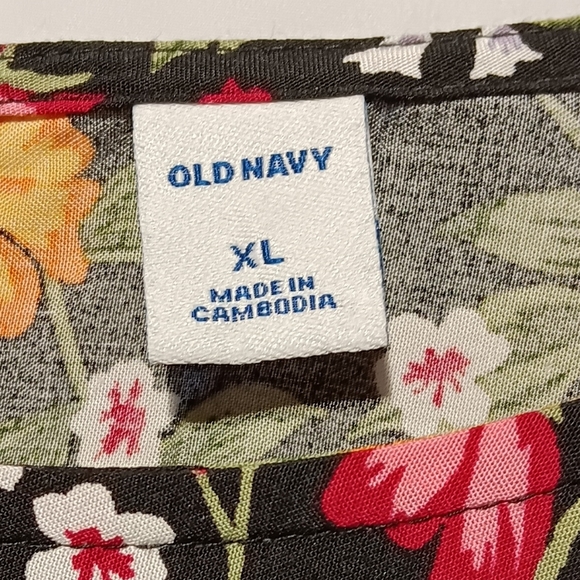 NWT Old Navy Floral Dress, A-line, Bell Sleeves, Flowy, Stretchy Sides, XL - Picture 2 of 8